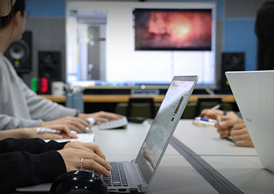 Coummunication image